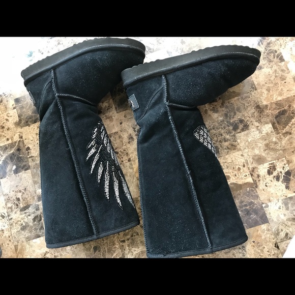 Secret Luxe Affair Australian boots - Picture 3 of 16